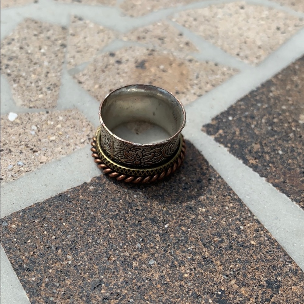 Custom Ring - Picture 4 of 4